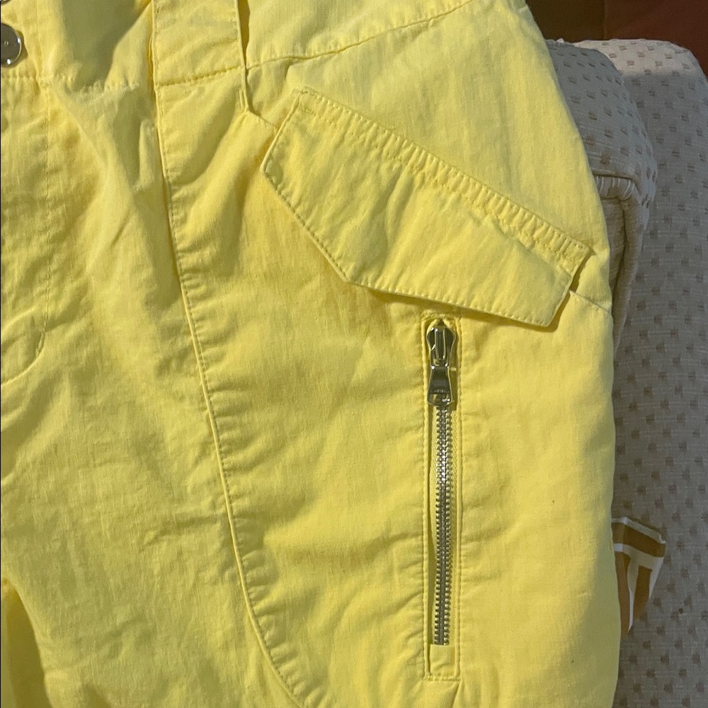 Ralph Lauren Avtive Bright Yellow Cargo Capris - Picture 3 of 6